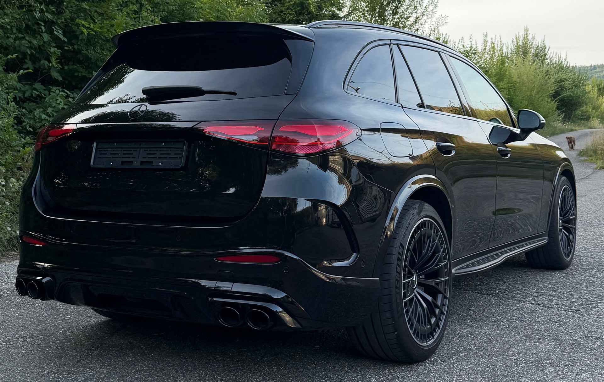 MERCEDES-BENZ GLC 43 AMG-image-3