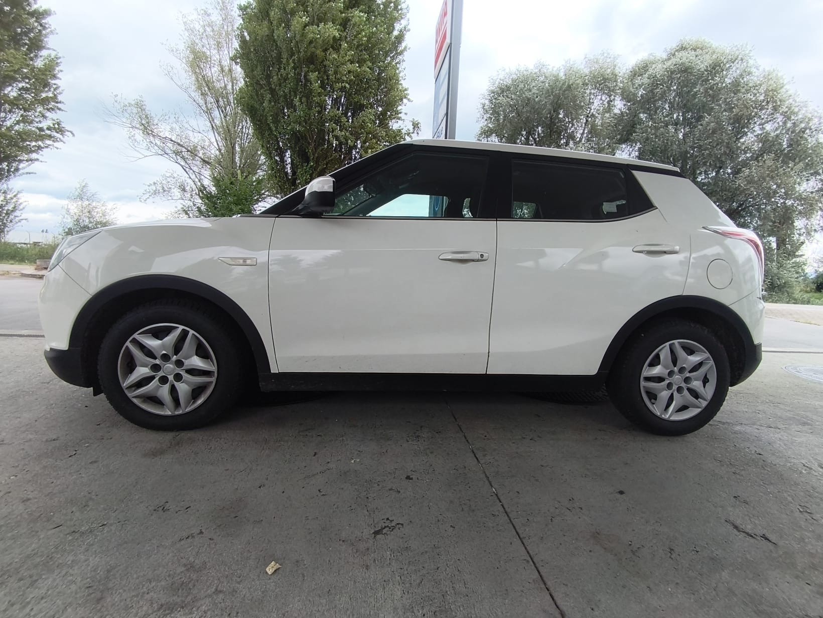 KGM-SsangYong Tivoli 1.6 eXDi Cityscape 4WD-image-11