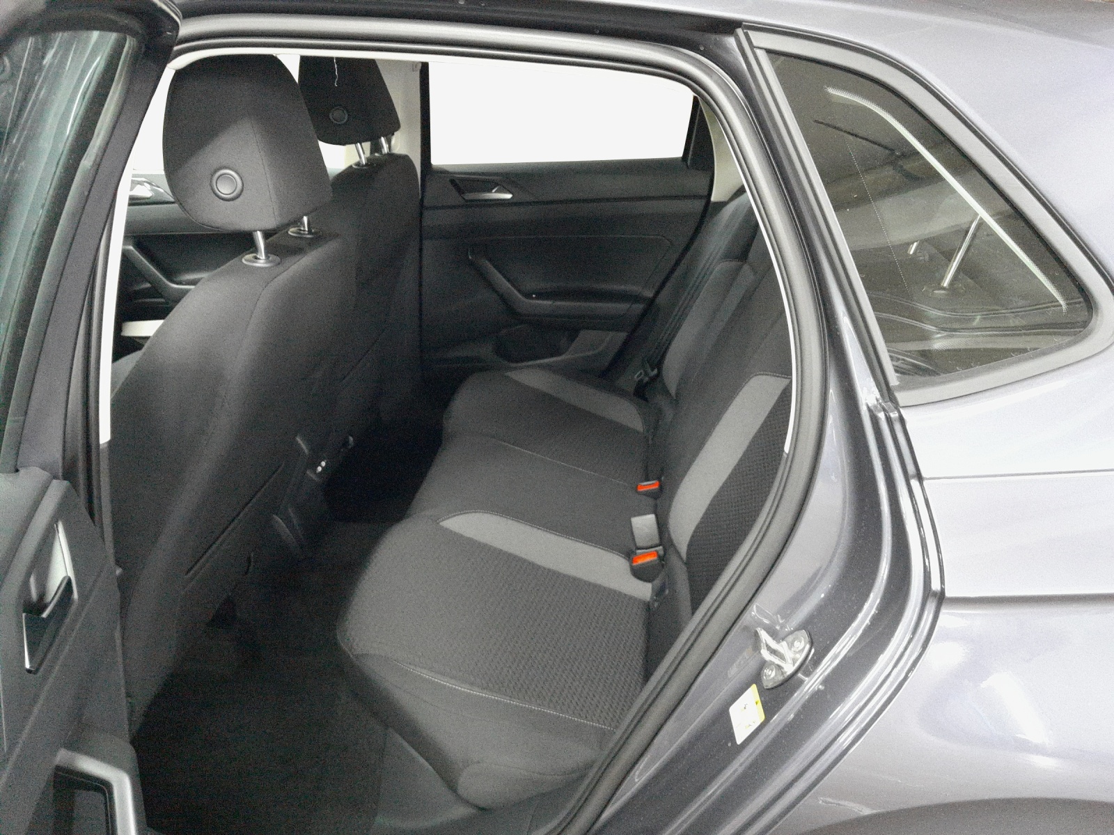 VW Polo 1.0 TSI Life DSG-image-11