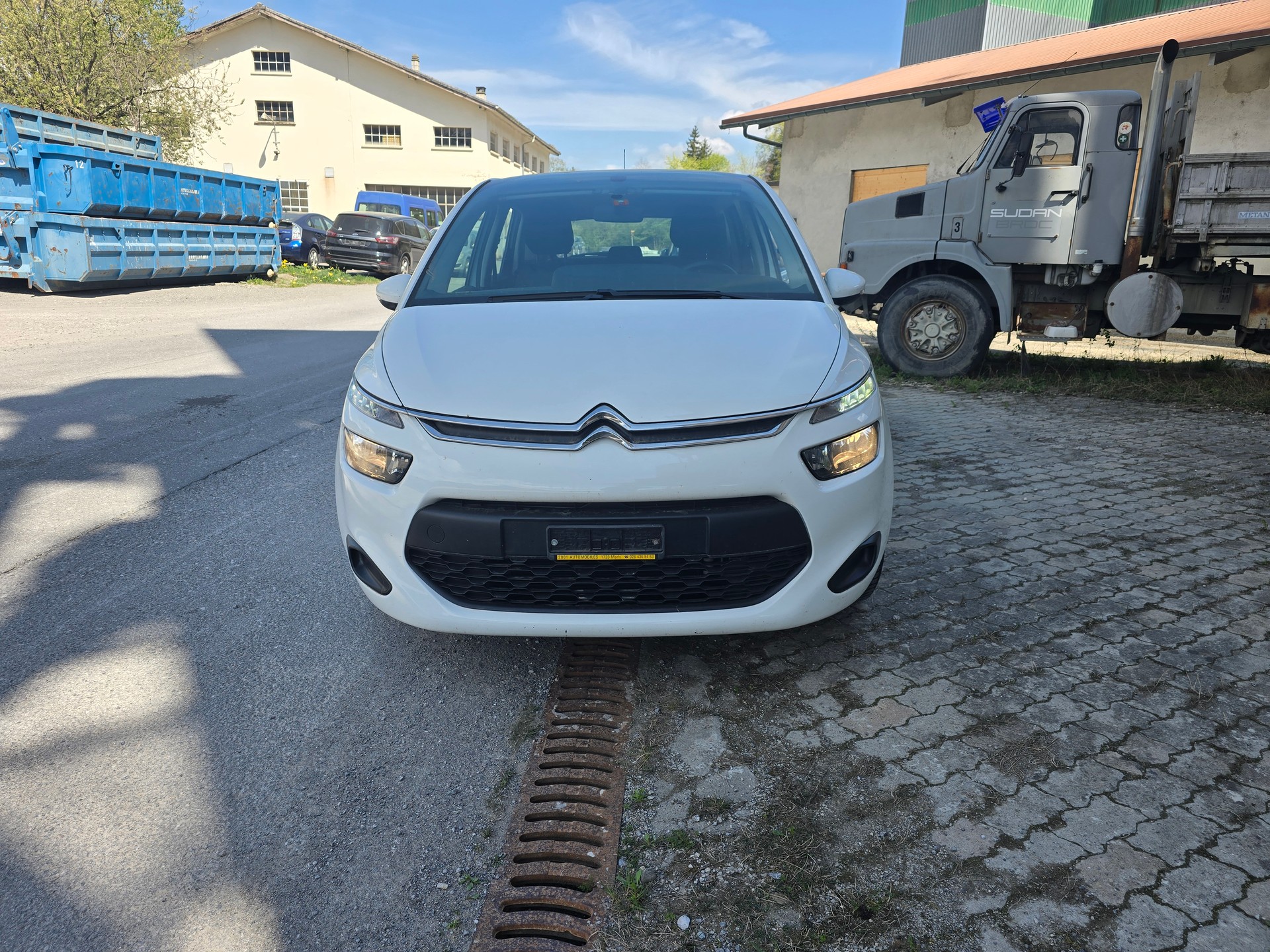 CITROEN C4 Picasso 1.6i 16V Attraction-image-0
