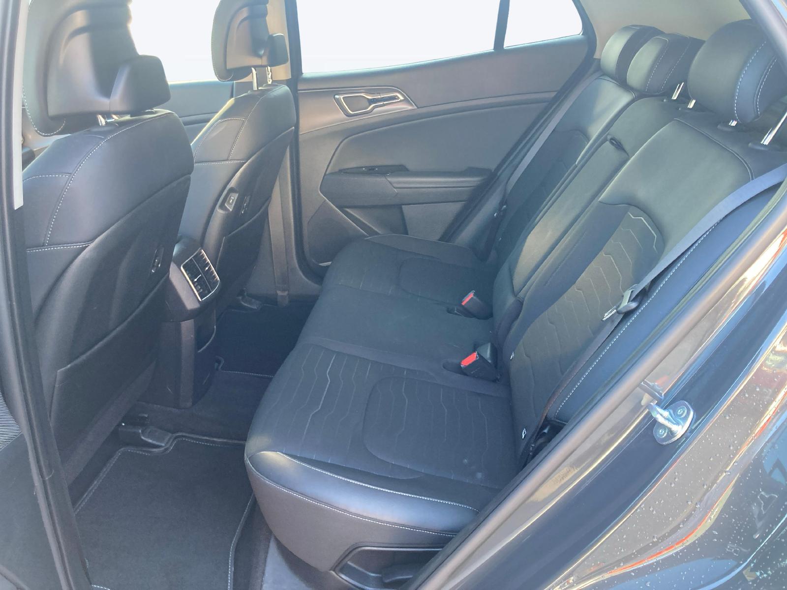 KIA Sportage 1.6 T-GDi PHEV Style-image-10