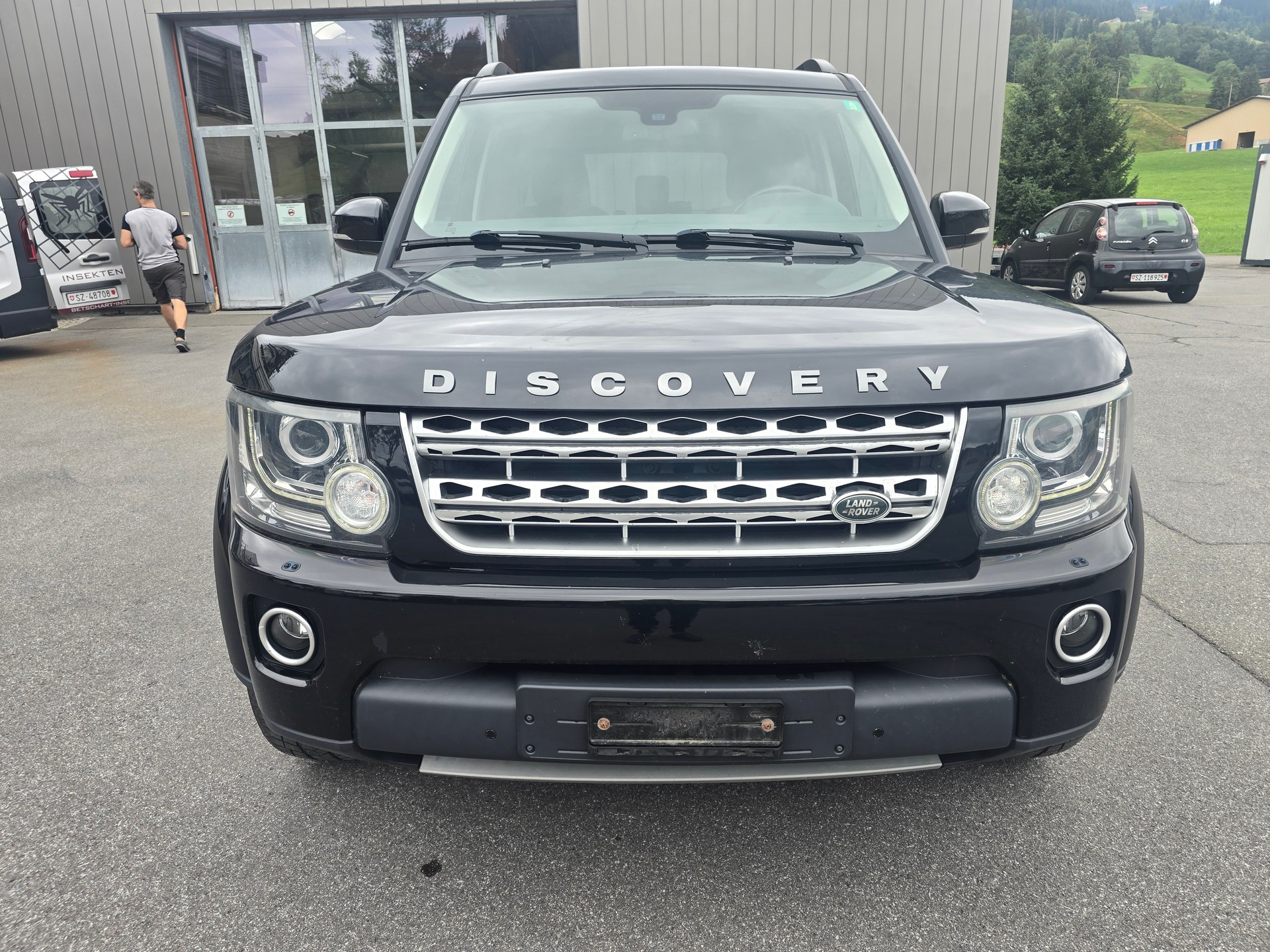 LAND ROVER Discovery 3.0 SDV6 HSE Luxury Automatic-image-1