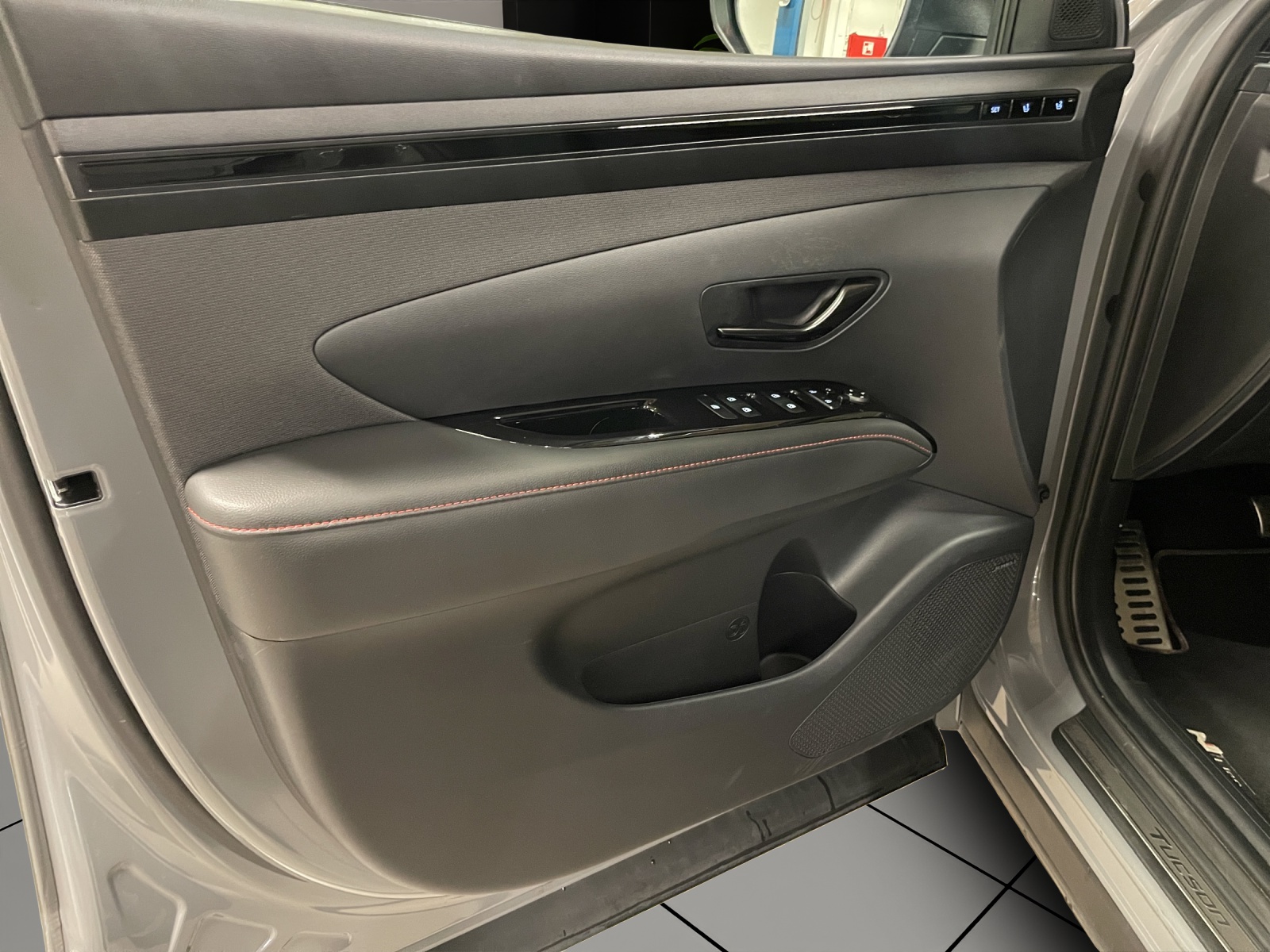 HYUNDAI Tucson 1.6 TGDI HEV N Line LUX pack 4WD-image-7