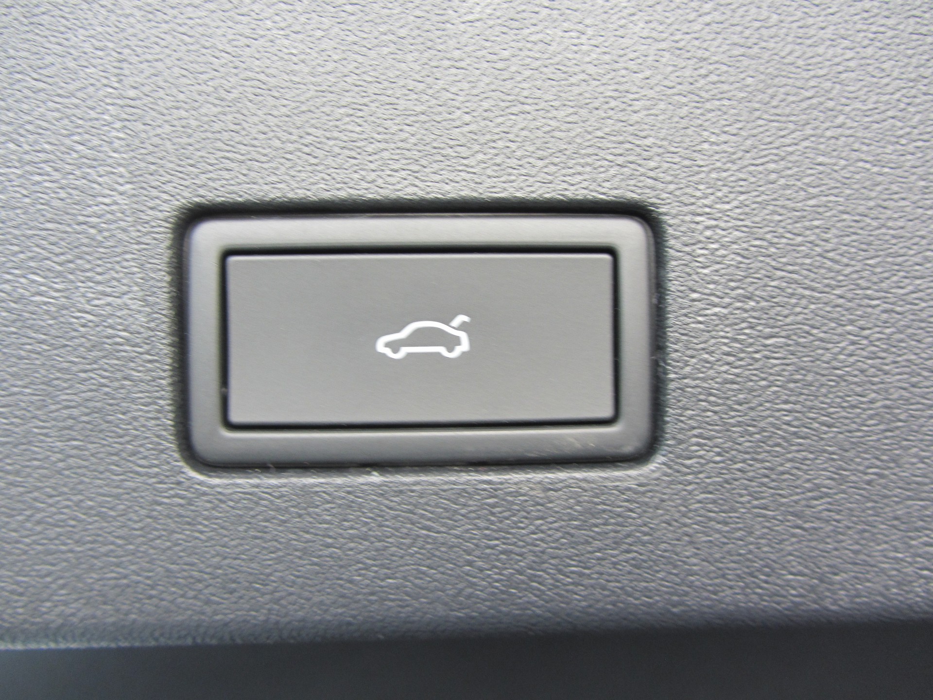 VW Tayron 2.0 TSI R-Line DSG 4Motion-image-12