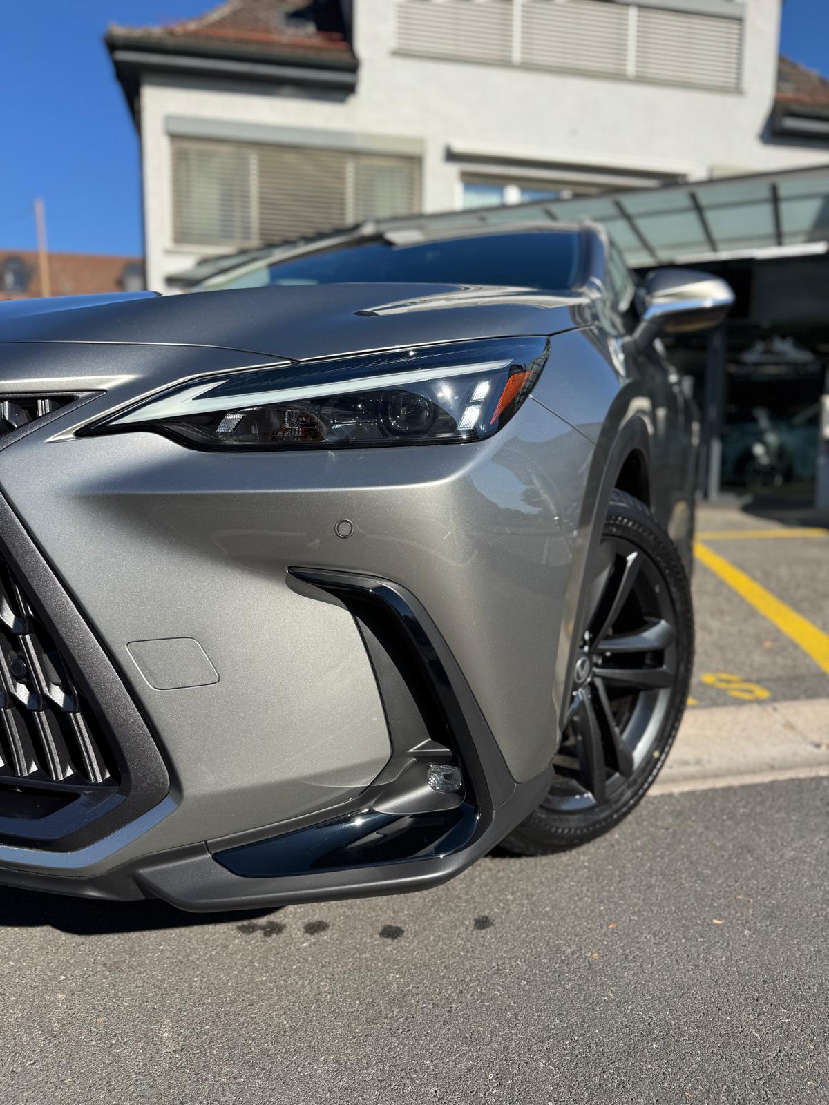 LEXUS NX 450h+ E-FOUR Comfort-image-4