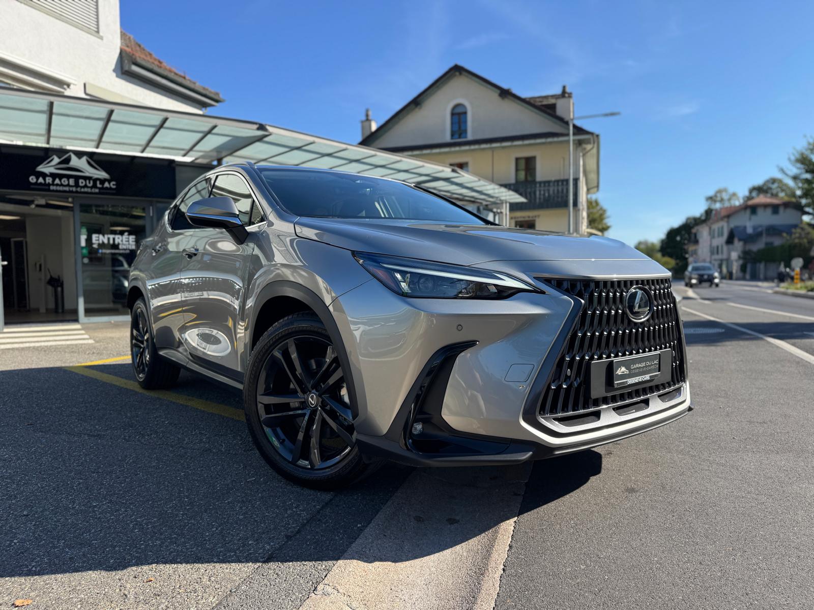 LEXUS NX 450h+ E-FOUR Comfort-image-0