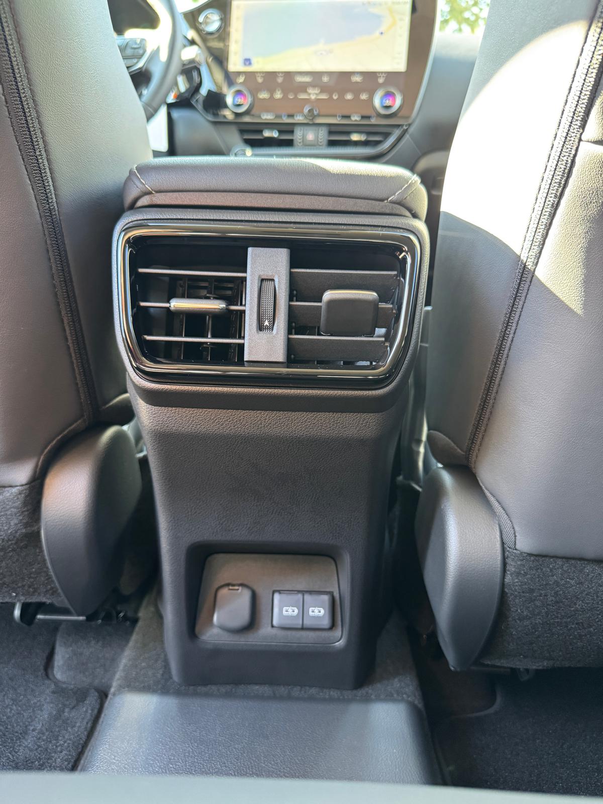 LEXUS NX 450h+ E-FOUR Comfort-image-14