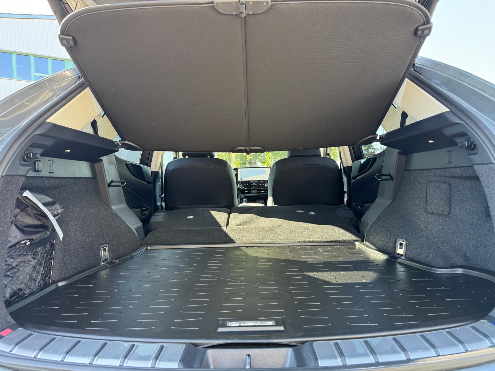 LEXUS NX 450h+ E-FOUR Comfort-image-17