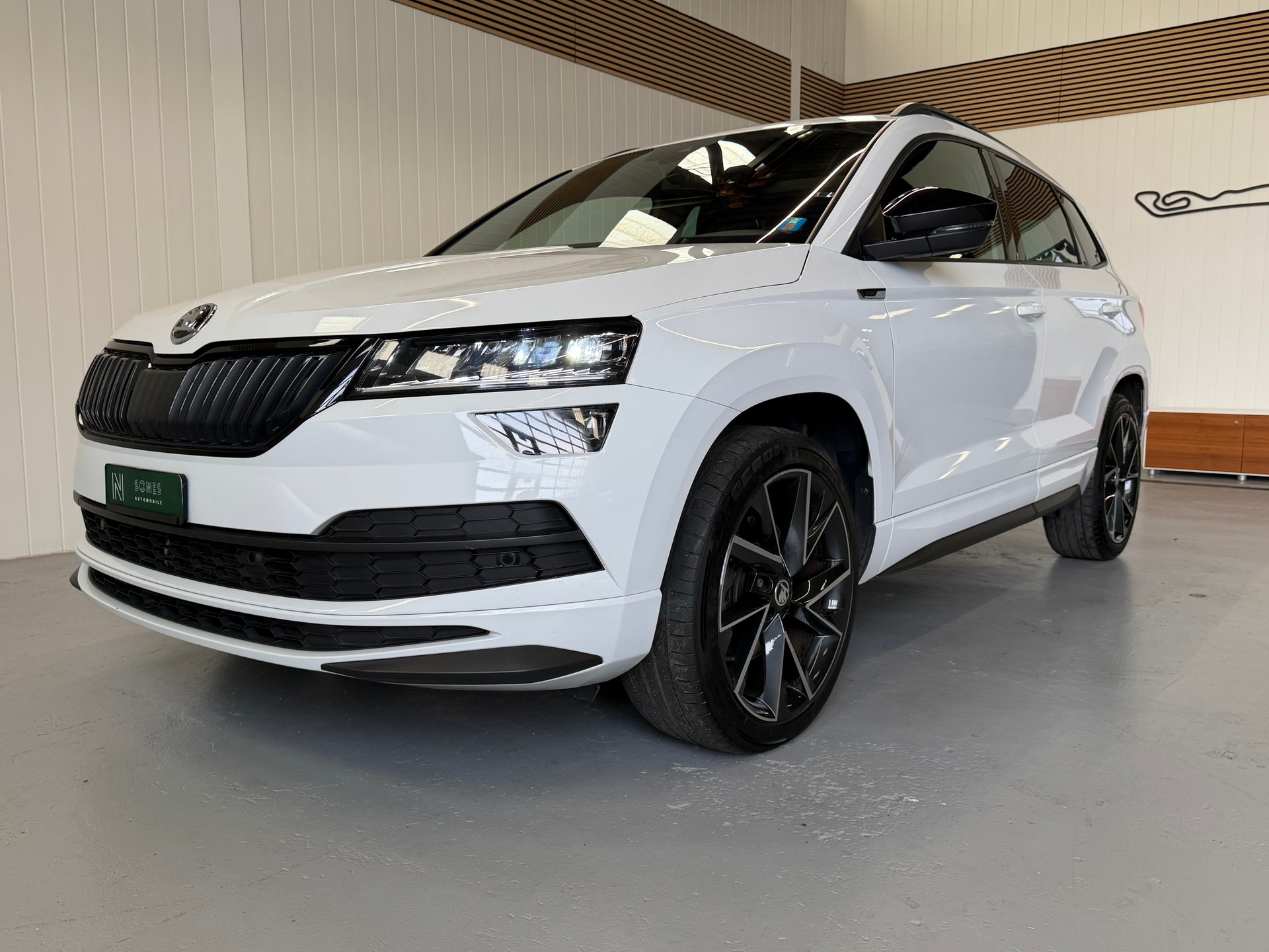SKODA Karoq 2.0 TSI SportLine 4x4 DSG - AHK -frisch ab Service & MFK-image-25