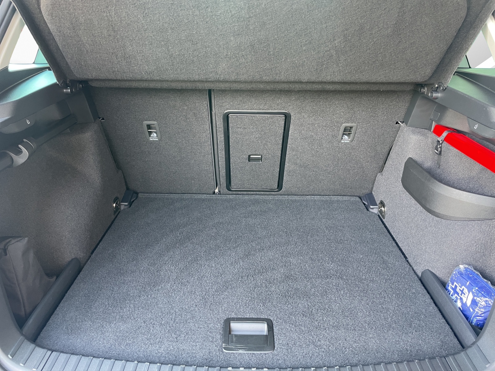 SKODA Karoq 2.0 TDI CR Selection 4x4 DSG-image-14