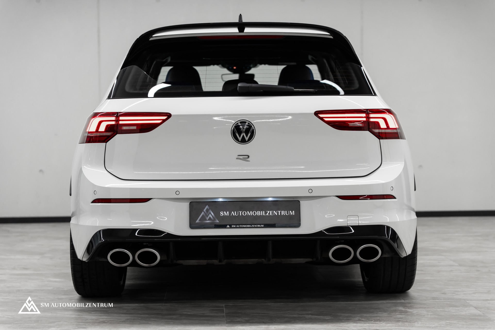 VW Golf VIII 2.0 TSI R DSG 4motion R-Performance / Facelift / Harman&Kardon / 19'' Estoril Räder / Rückfahrkamera-image-13