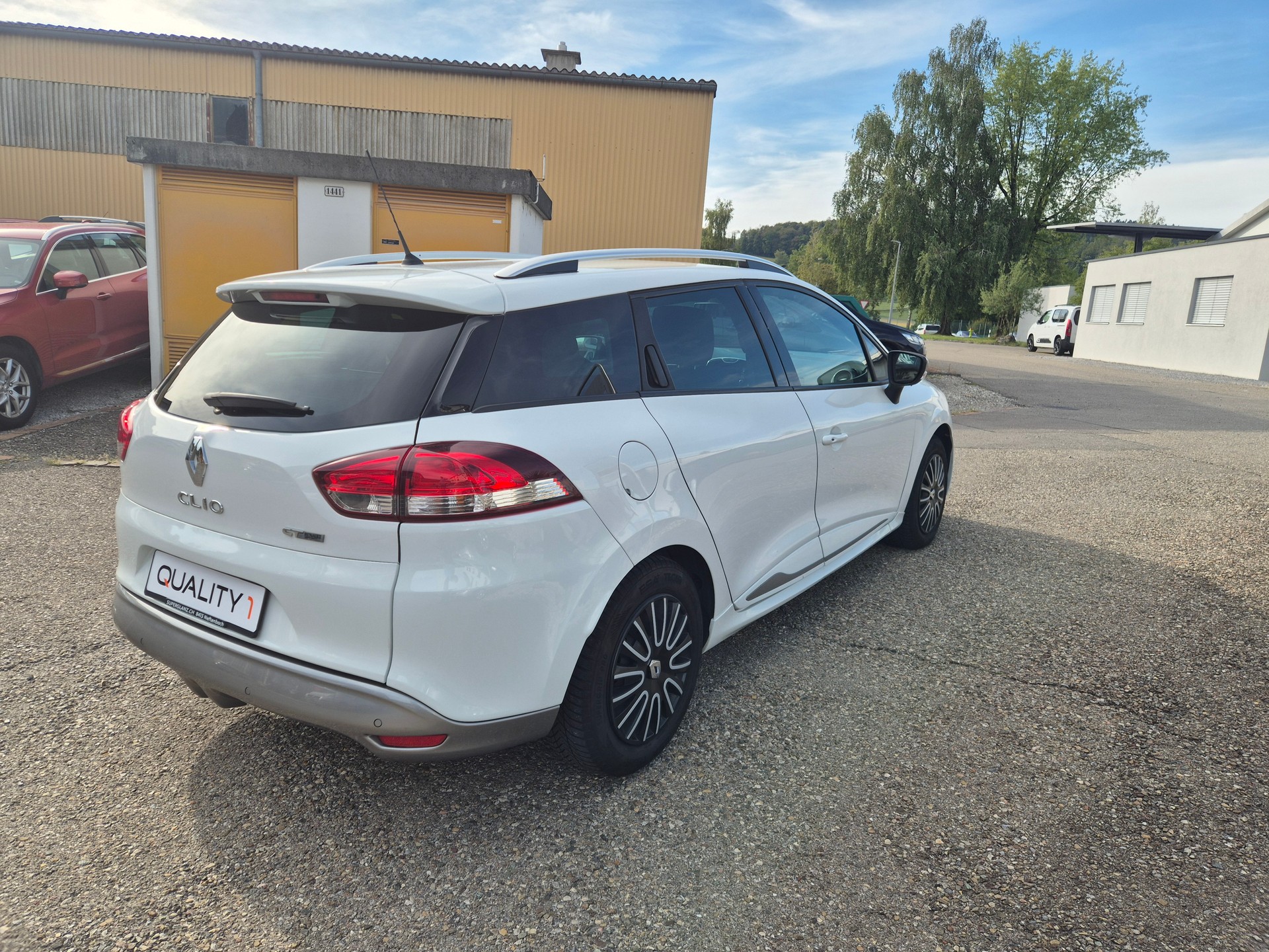 RENAULT Clio Grandtour 1.2 16V T GT EDC-image-19