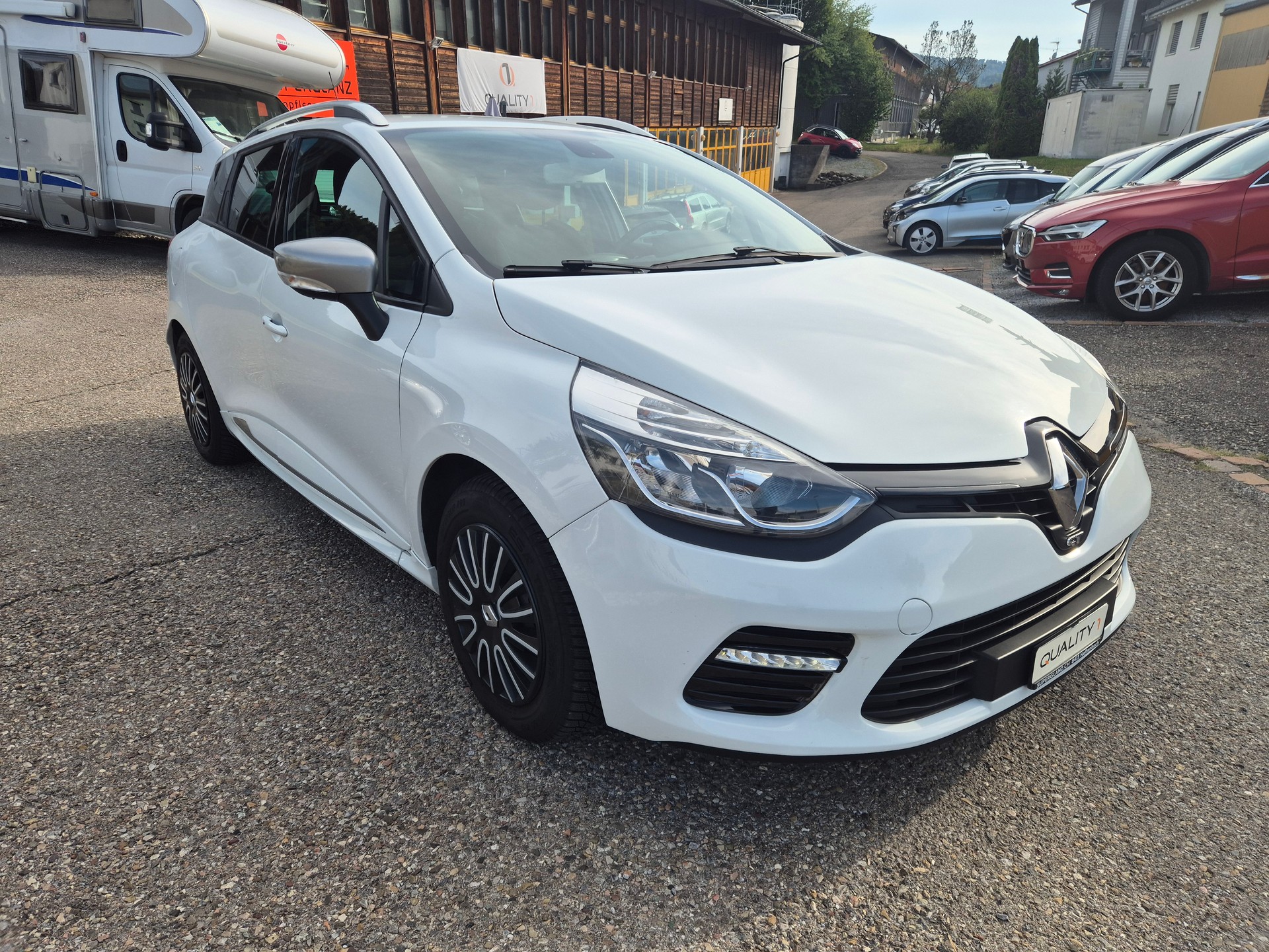 RENAULT Clio Grandtour 1.2 16V T GT EDC-image-1