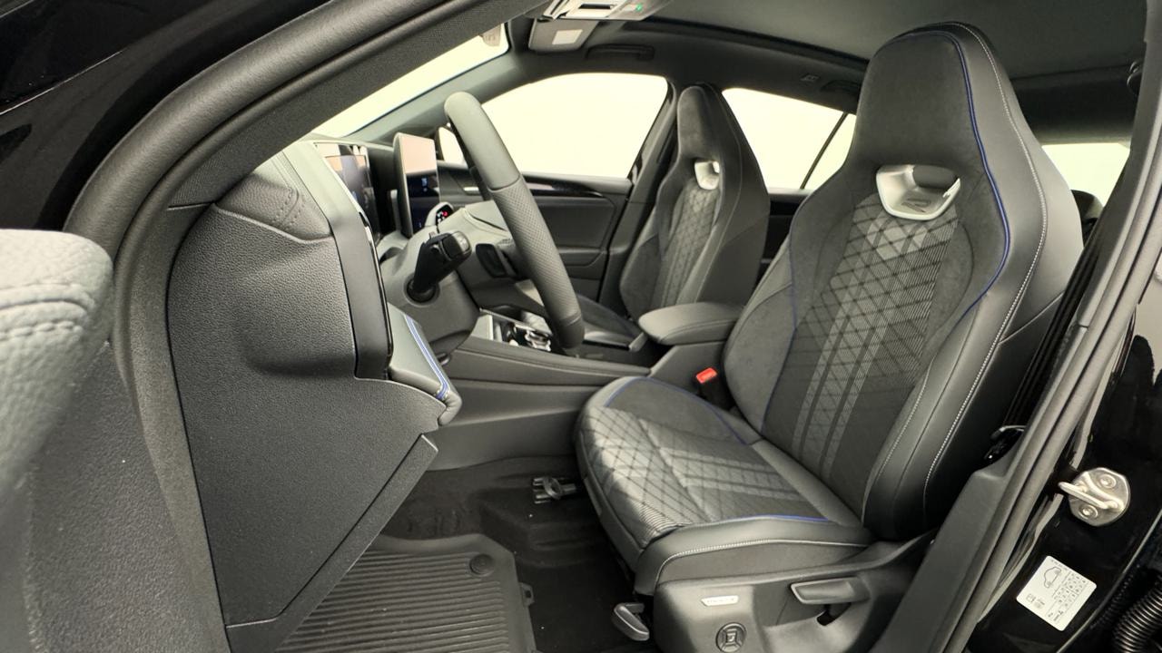 VW Tiguan 1.5 TSI evo2 eHybrid R-Line DSG-image-4