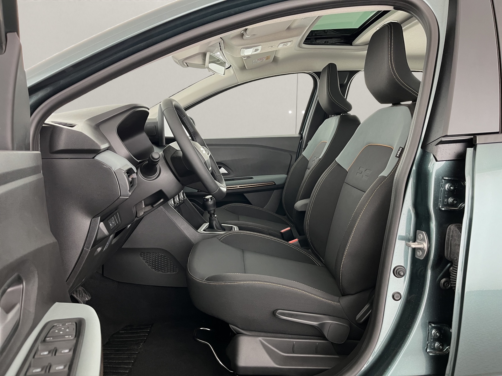 DACIA Sandero 1.0 TCe 110 Stepway Extreme-image-7