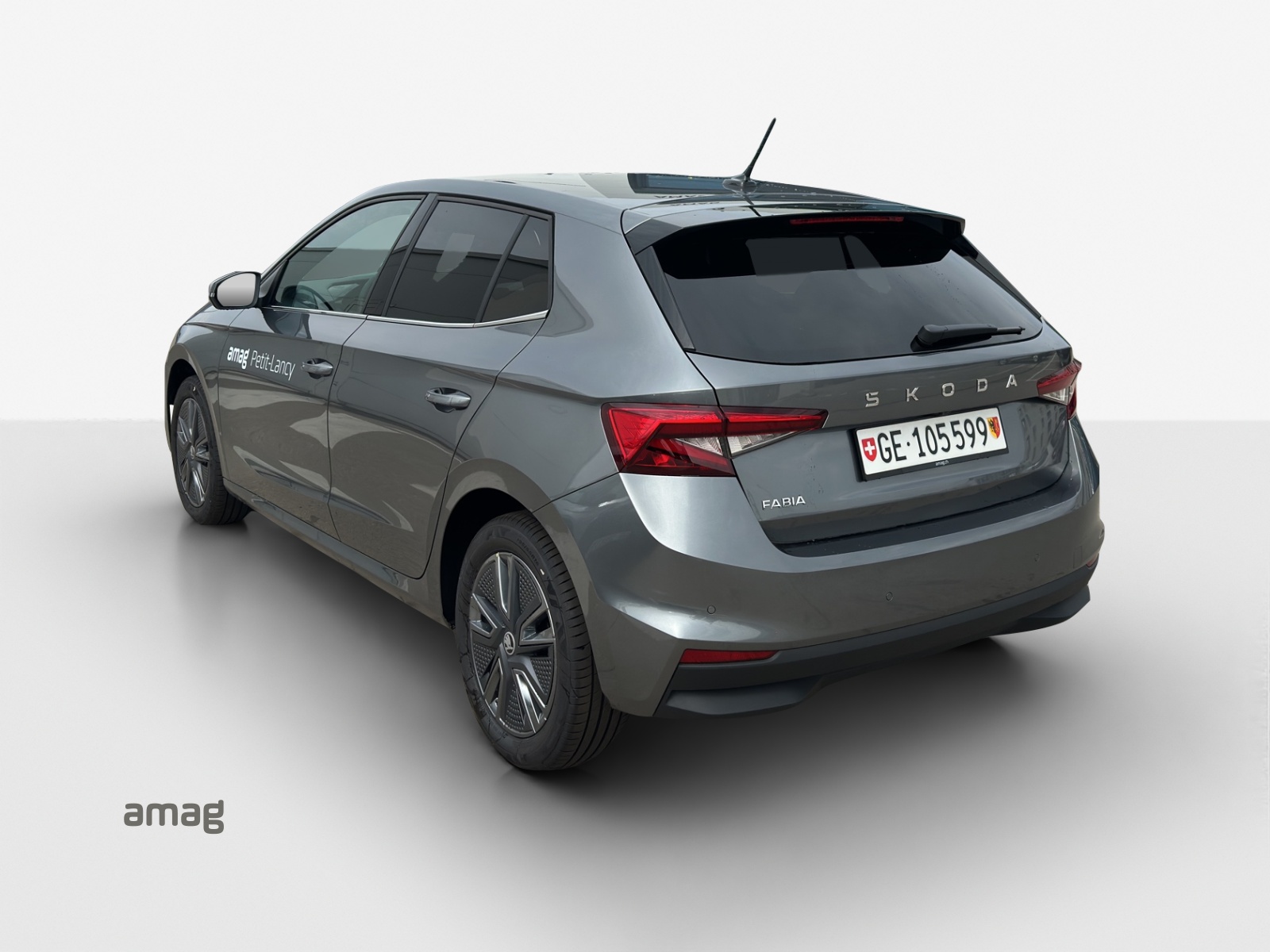 SKODA Fabia 1.0 TSI Dynamic DSG-image-2