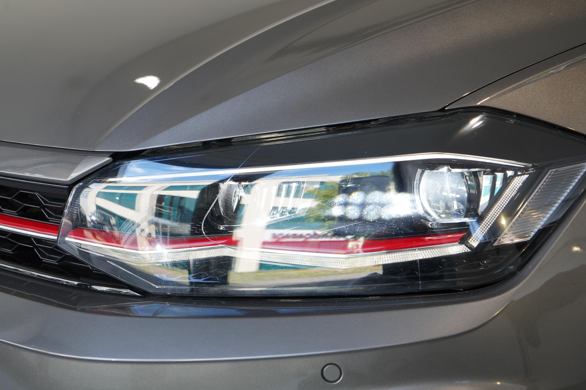 VW Polo 2.0 TSI GTI DSG-image-15