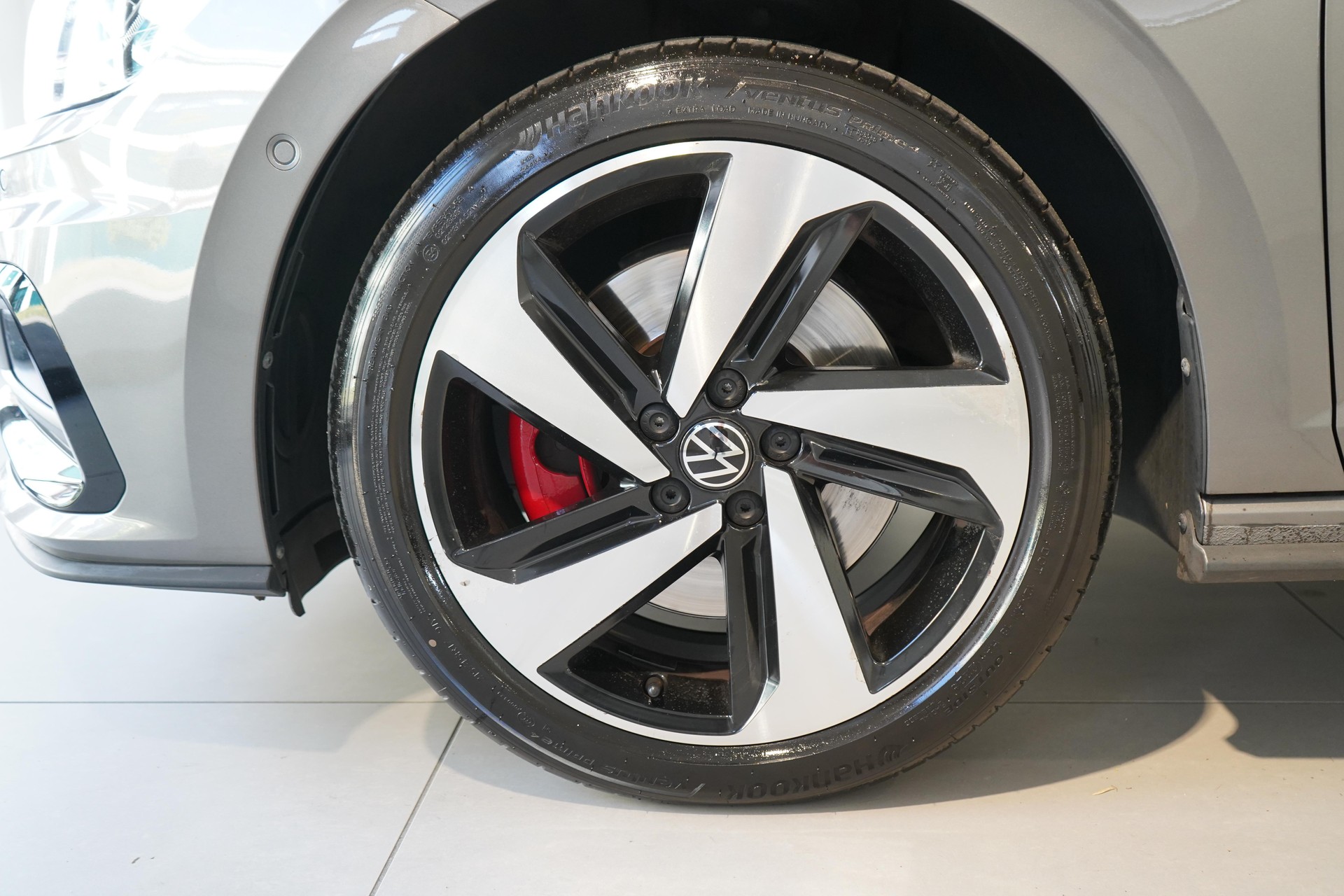 VW Polo 2.0 TSI GTI DSG-image-21