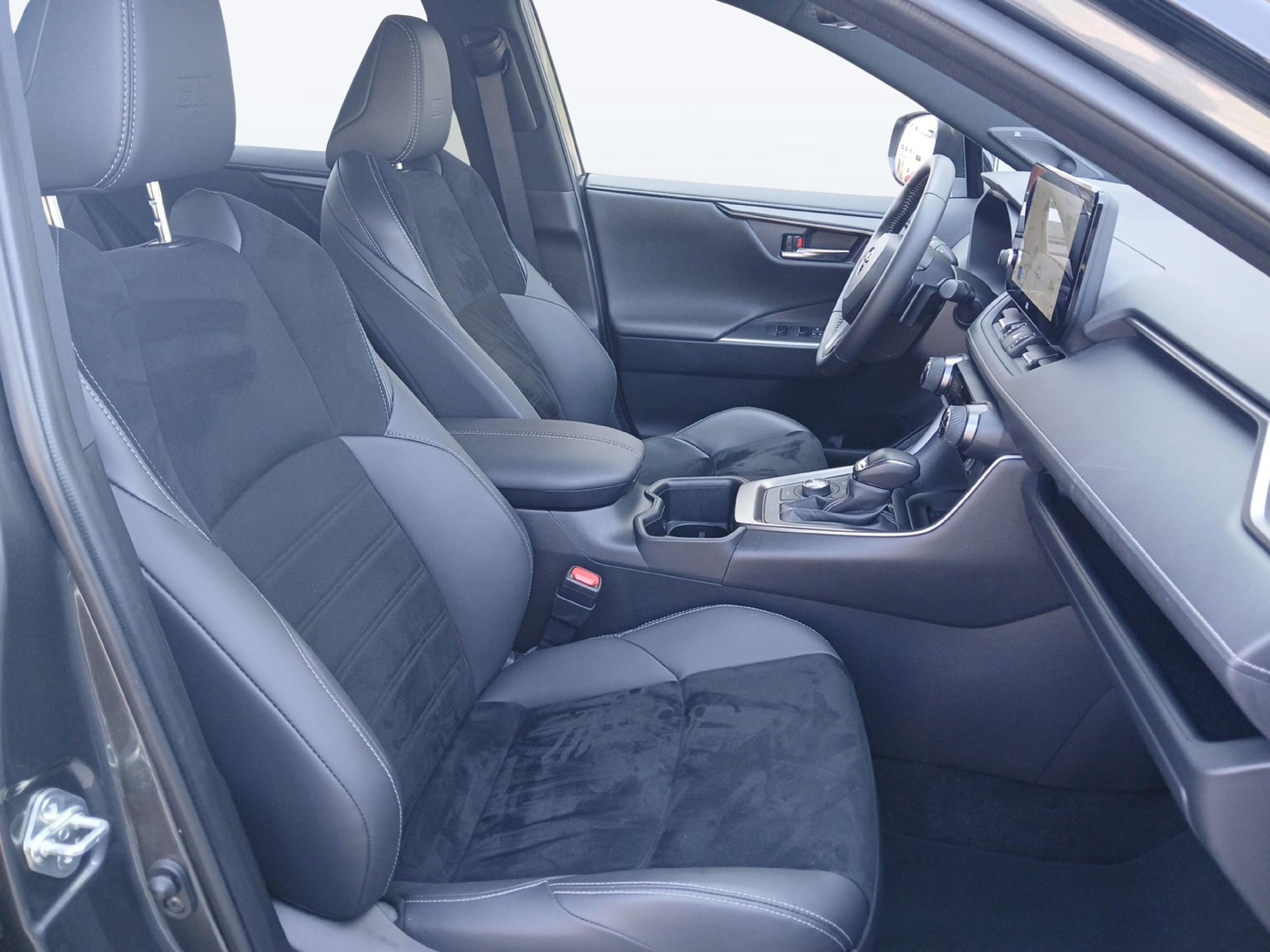 TOYOTA RAV4 2.5 Plug-In-Hybrid GR Sport-image-8