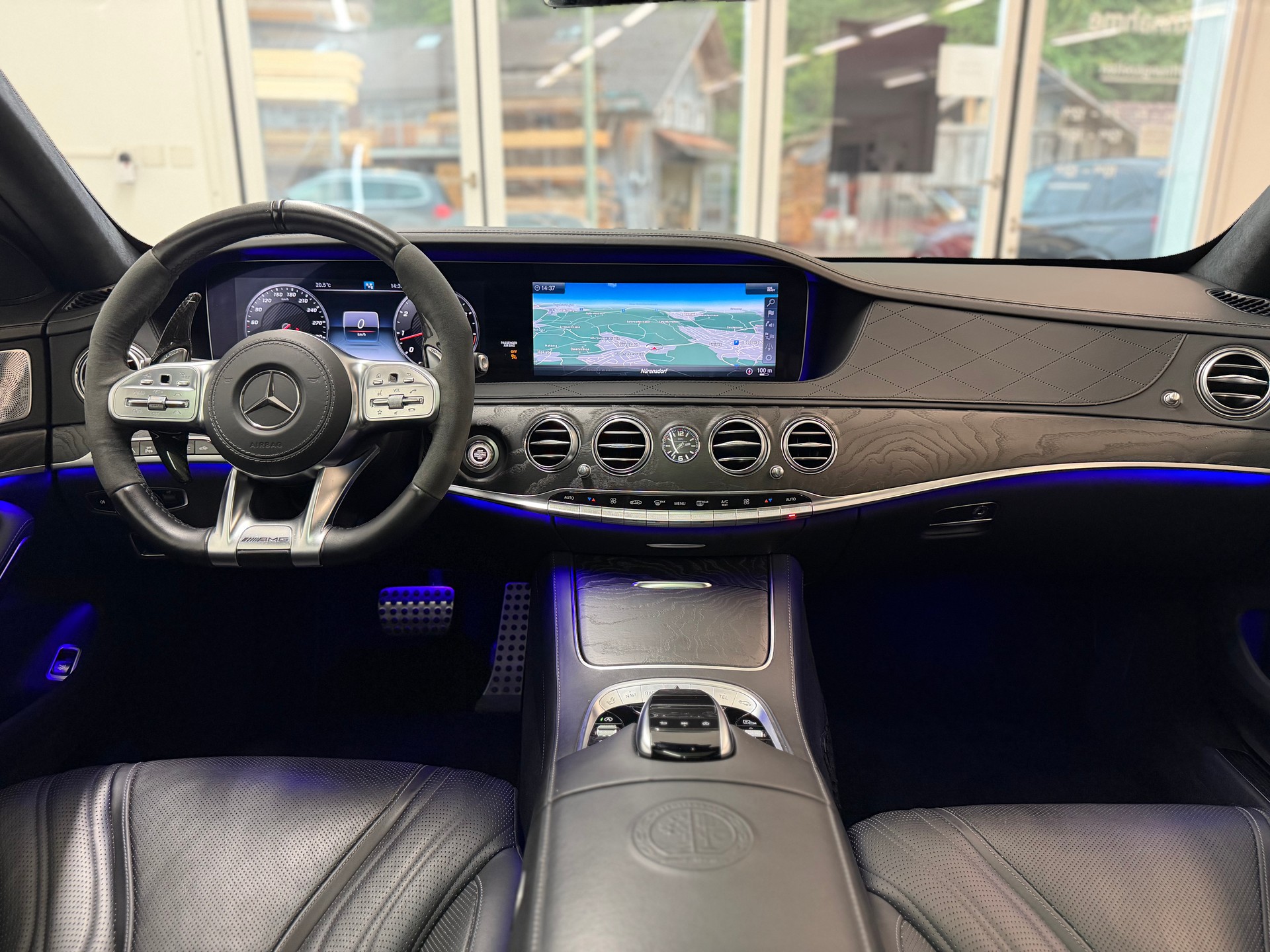 MERCEDES-BENZ S 63 V8 AMG 4matic+ lang-image-14