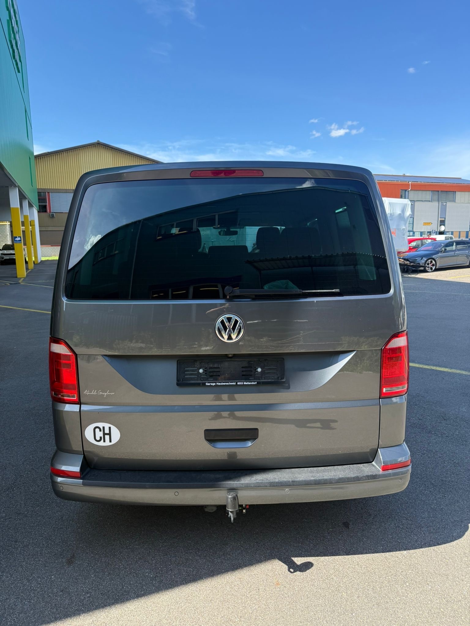 VW T6 Multivan 2.0 TDI Comfort. '70 Jahre Bulli' DSG-image-4