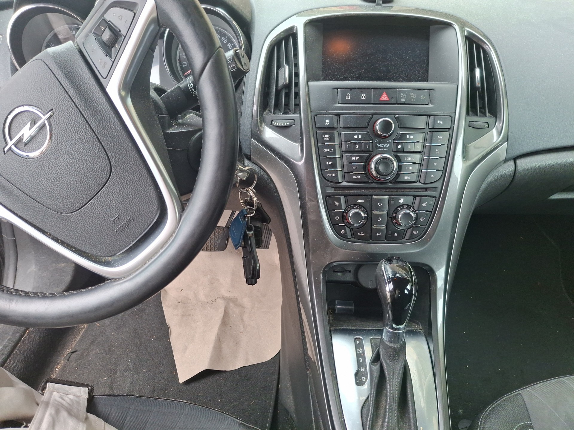 OPEL Astra 1.4i 16V Turbo Sport Automatic-image-8