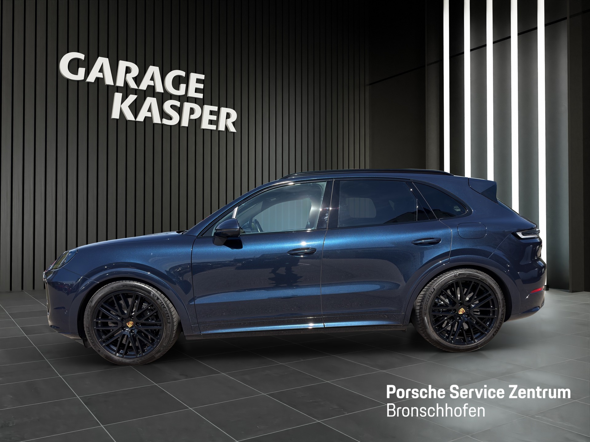 PORSCHE Cayenne 4.0 V8 Turbo E-Hybrid-image-1