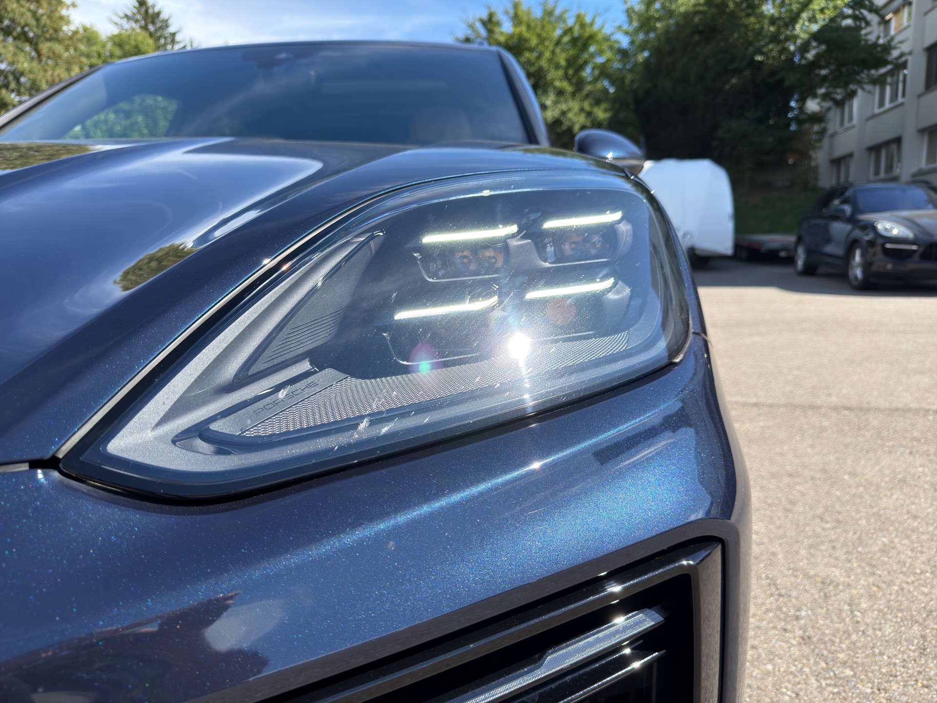 PORSCHE Cayenne 4.0 V8 Turbo E-Hybrid-image-25