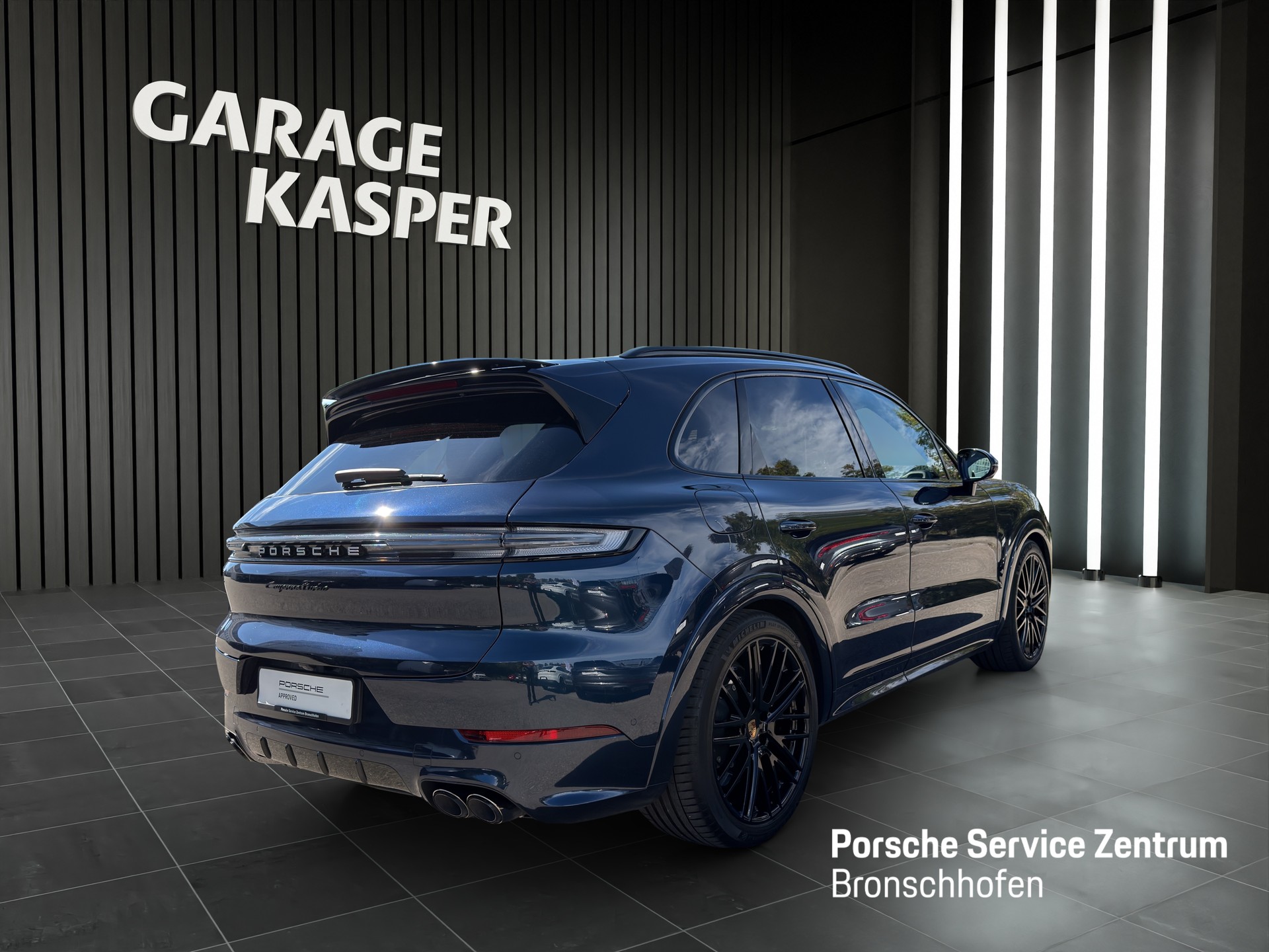 PORSCHE Cayenne 4.0 V8 Turbo E-Hybrid-image-4