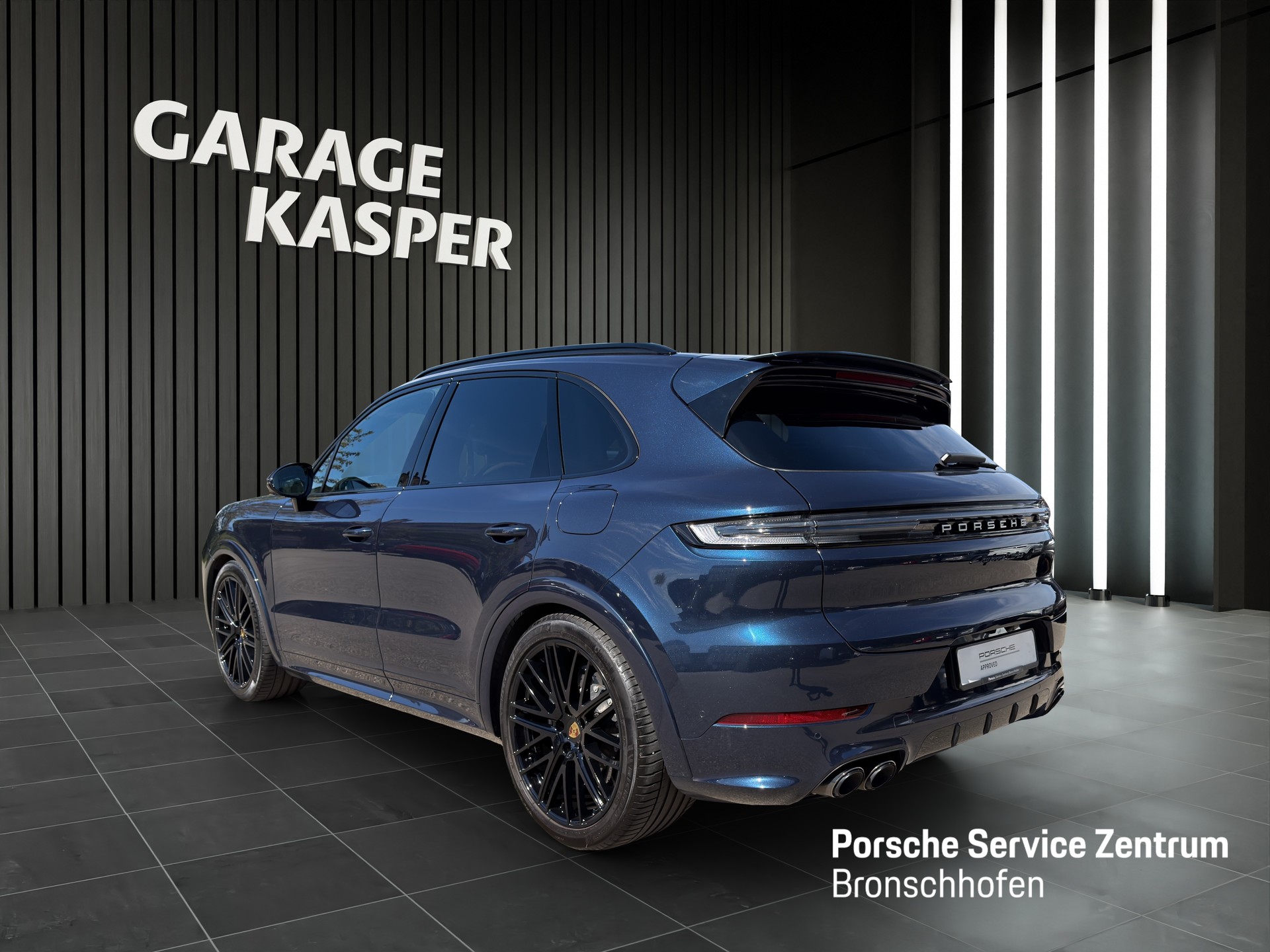 PORSCHE Cayenne 4.0 V8 Turbo E-Hybrid-image-2
