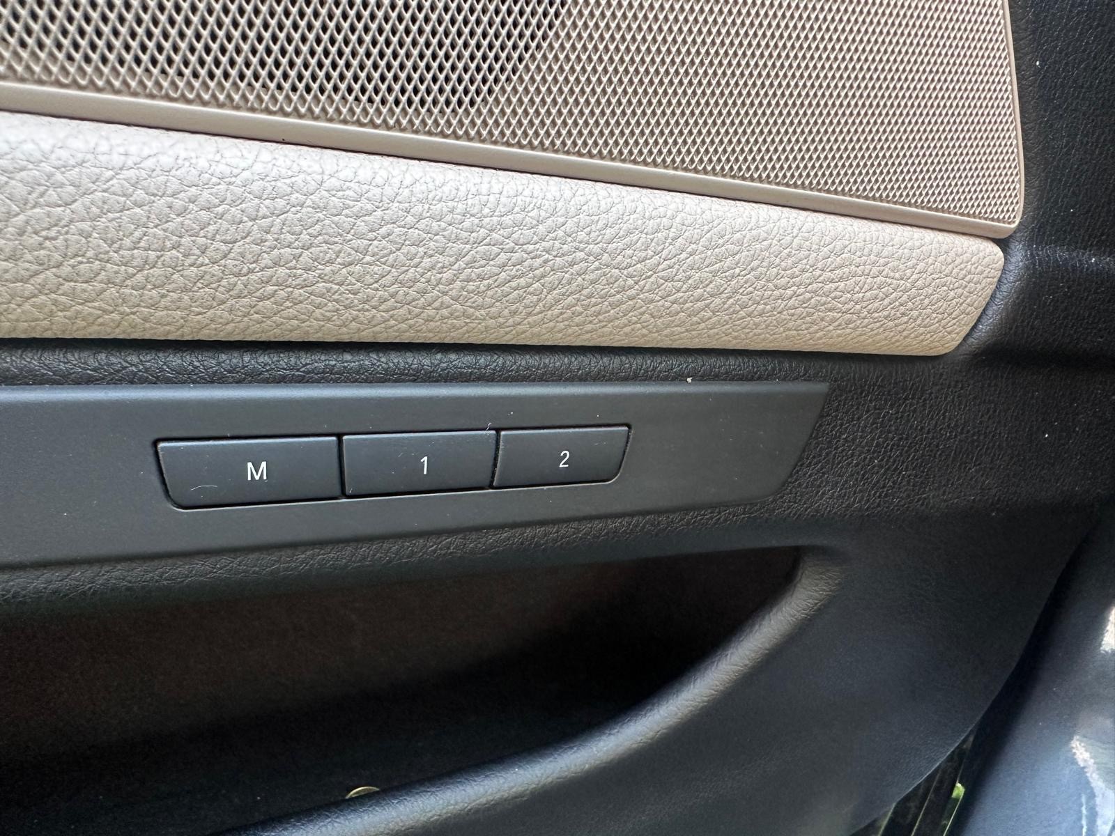 BMW 523i Touring Steptronic-image-11