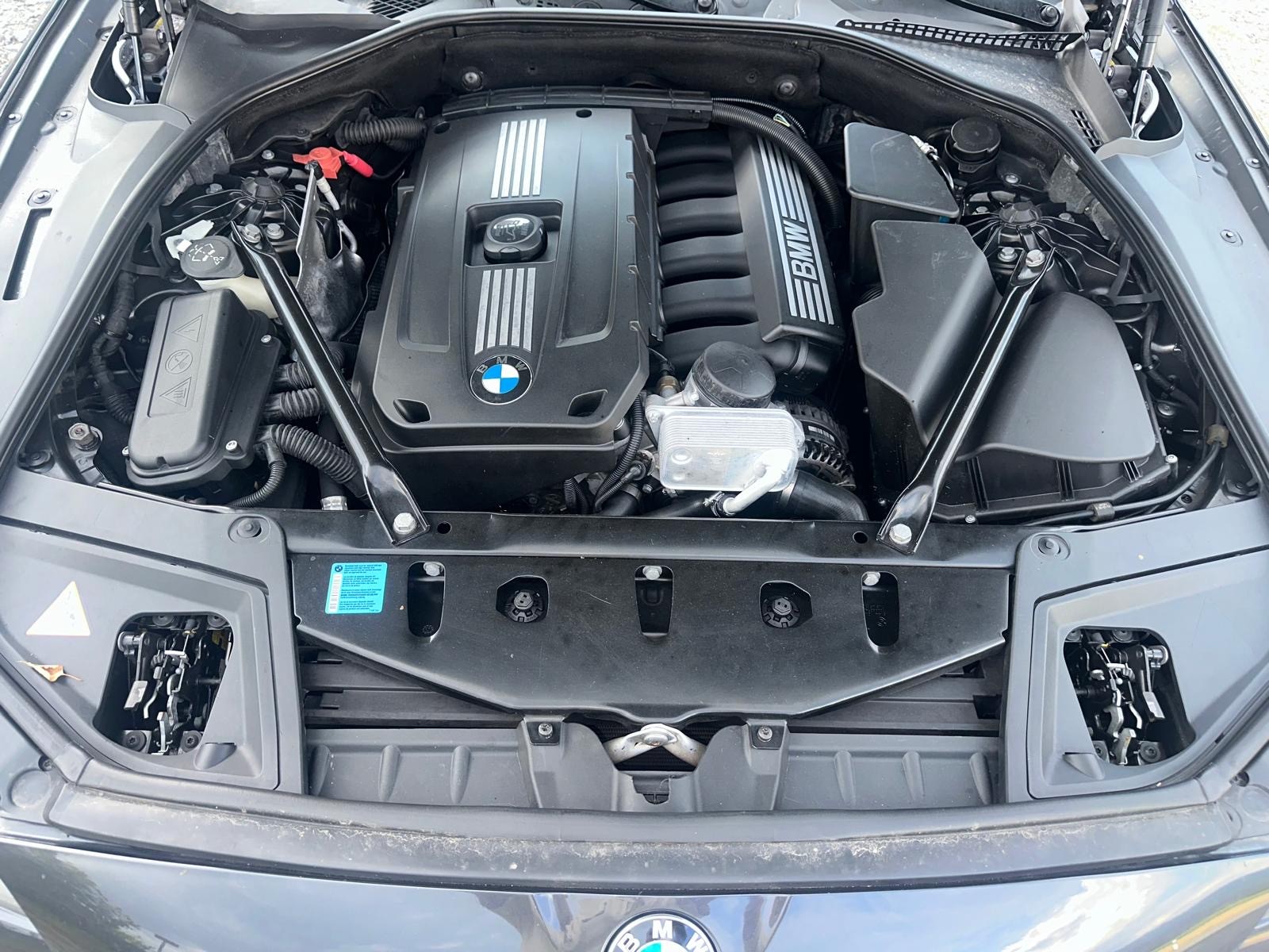 BMW 523i Touring Steptronic-image-12