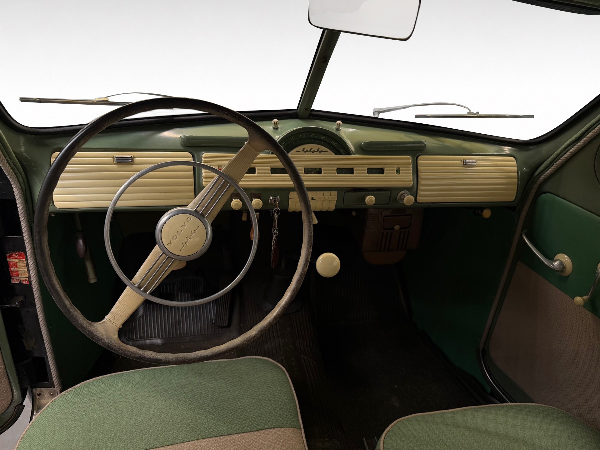 VOLVO PV 444-image-16