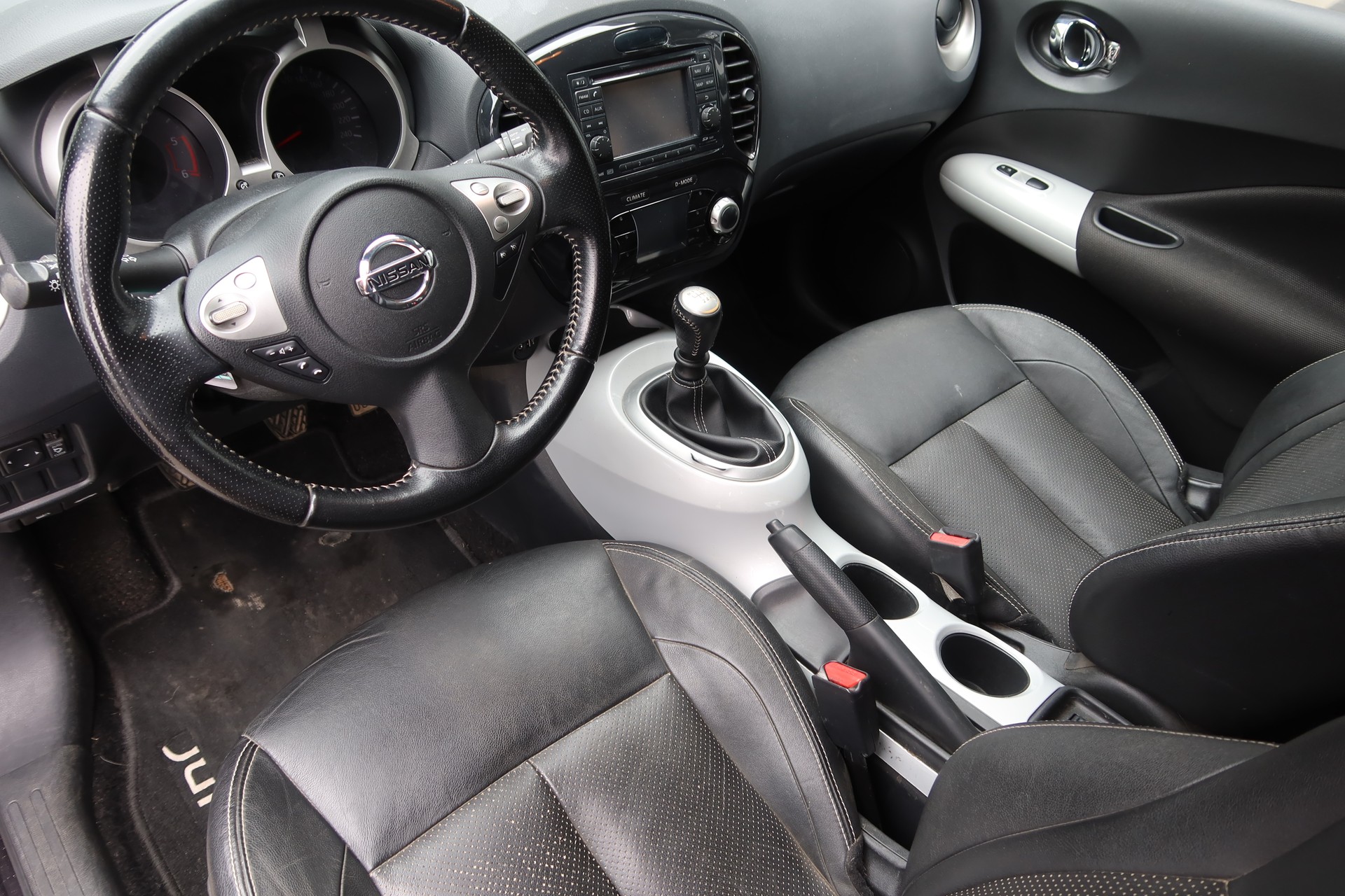 NISSAN Juke 1.5 dCi tekna-image-4