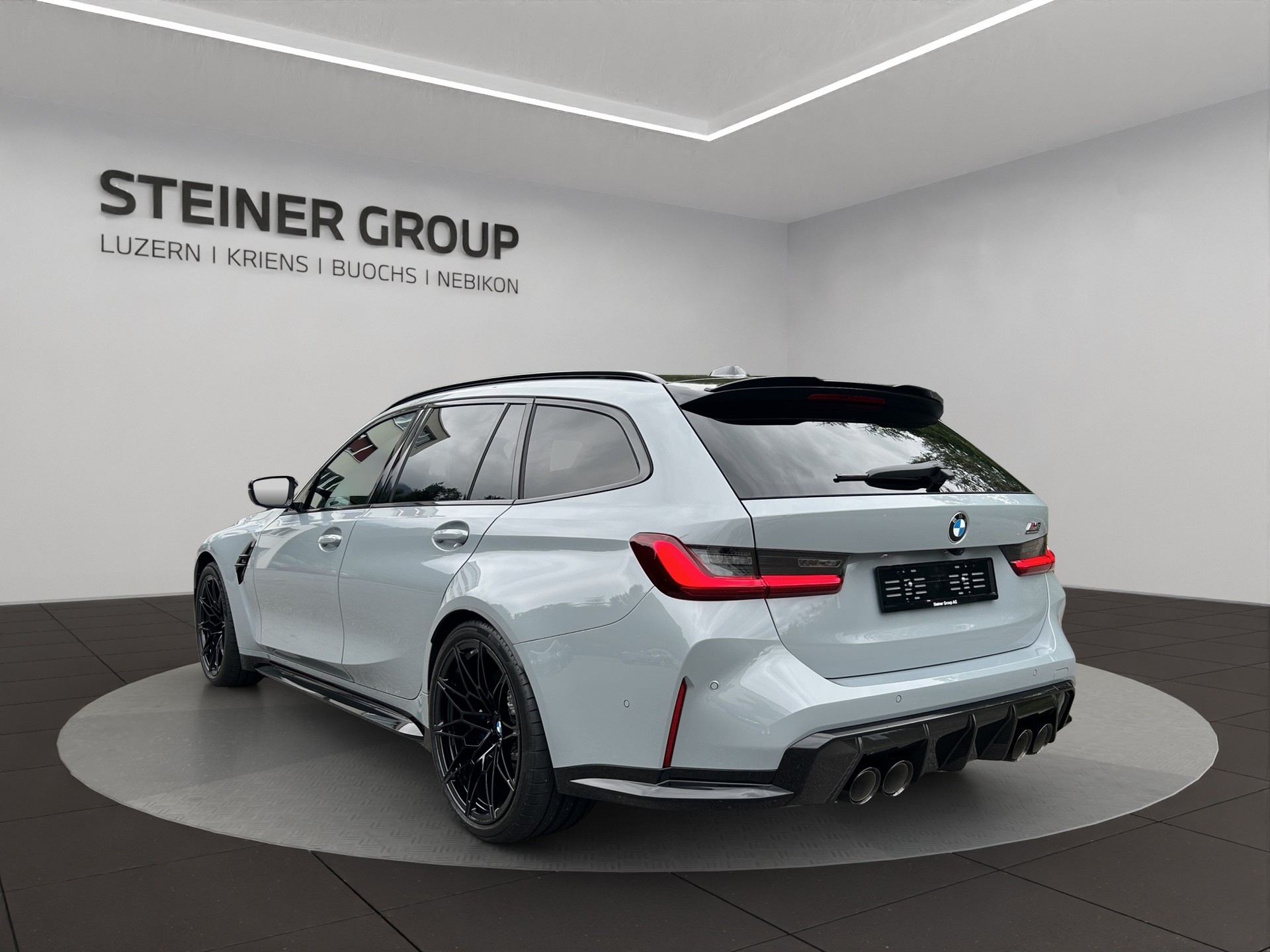 BMW M3 Touring xDrive Competition M-image-6