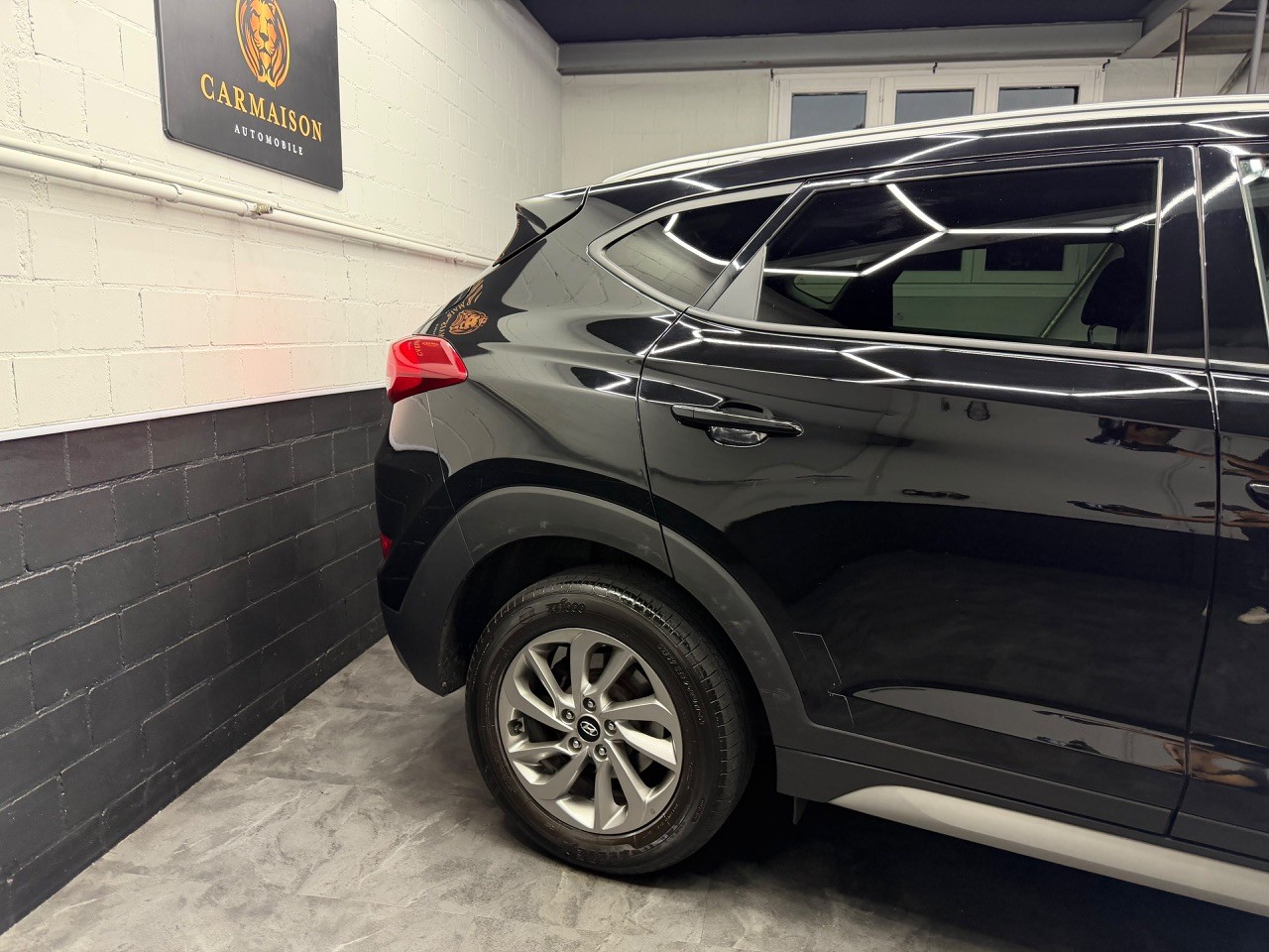 HYUNDAI Tucson 2.0 CRDI Plena 4WD Automatic | Frisch ab MFK | Garantie | Sparsam |Tempomat | Rückfahrkamera-image-4