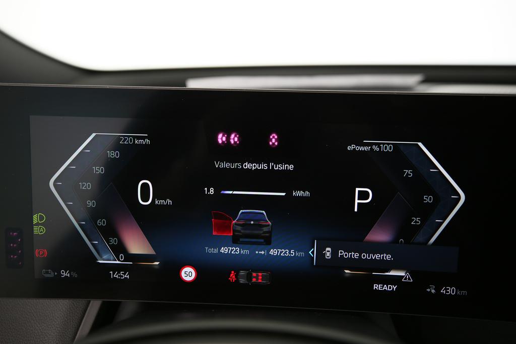 BMW iX xDrive40-image-23