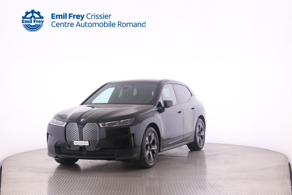 BMW iX xDrive40-image-0