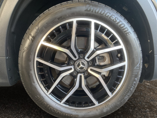 MERCEDES-BENZ EQB 350 AMG Line 4Matic-image-7