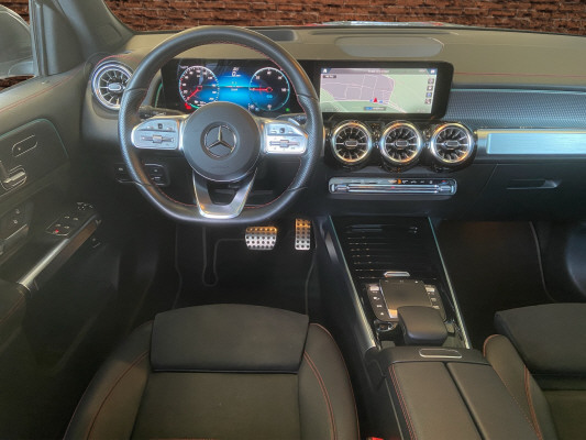 MERCEDES-BENZ EQB 350 AMG Line 4Matic-image-9