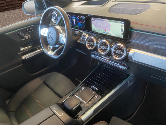MERCEDES-BENZ EQB 350 AMG Line 4Matic-image-13