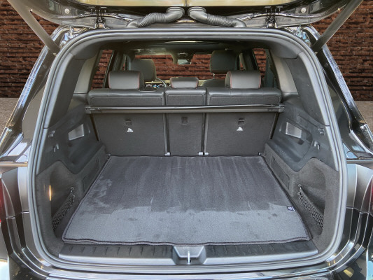 MERCEDES-BENZ EQB 350 AMG Line 4Matic-image-6
