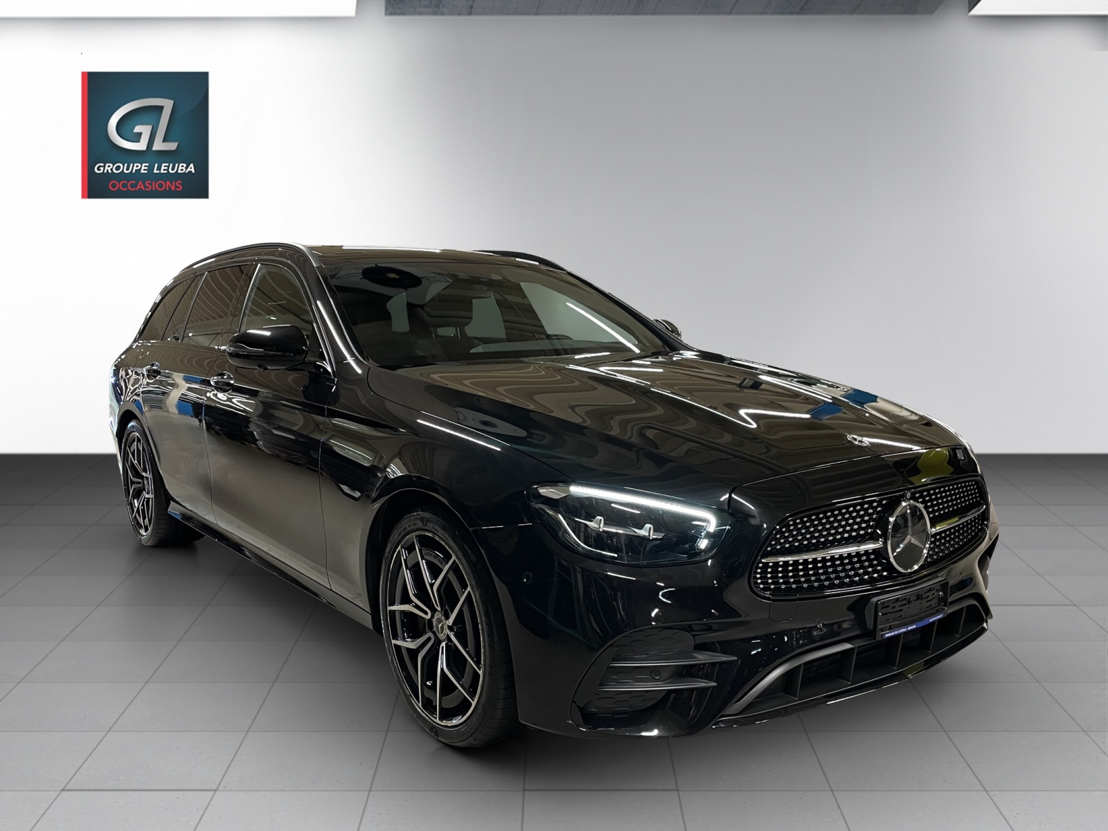 MERCEDES-BENZ E 220 d T 4Matic Swiss Star 9G-Tronic-image-0