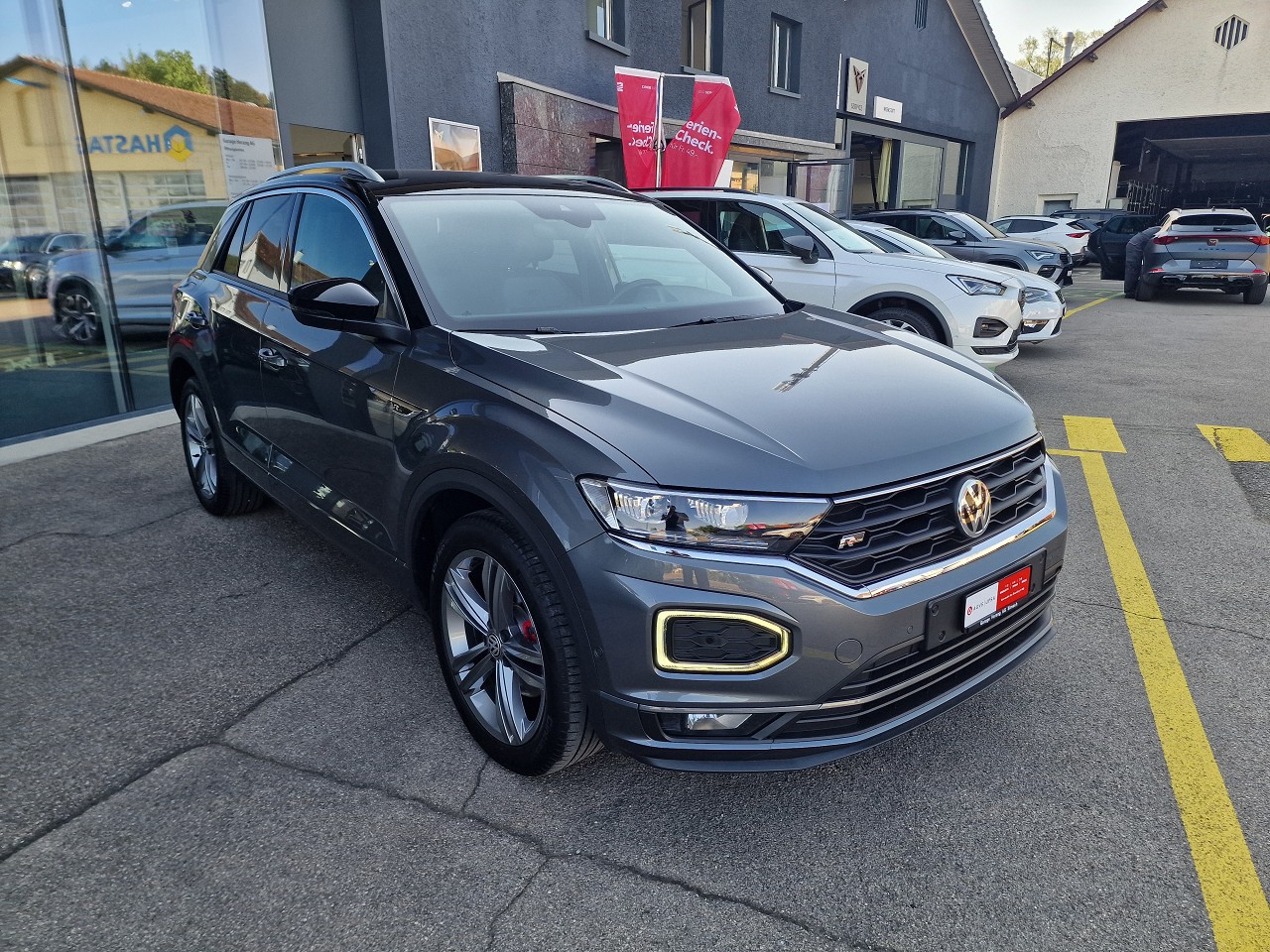 VW T-Roc 1.5 TSI EVO Sport DSG 4Motion-image-7