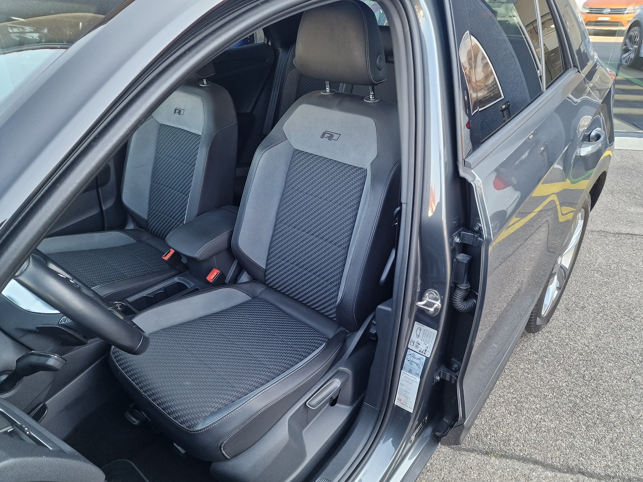 VW T-Roc 1.5 TSI EVO Sport DSG 4Motion-image-10