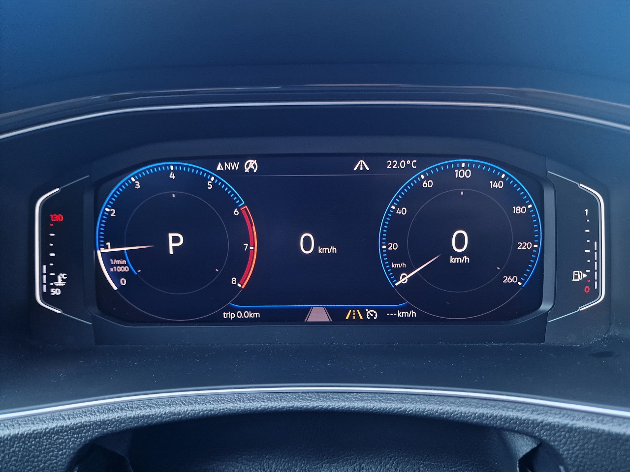 VW T-Roc 1.5 TSI EVO Sport DSG 4Motion-image-15