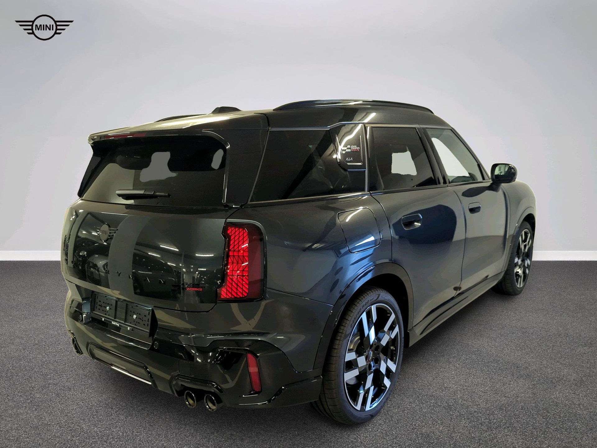 MINI John Cooper Works Countryman ALL4-image-3