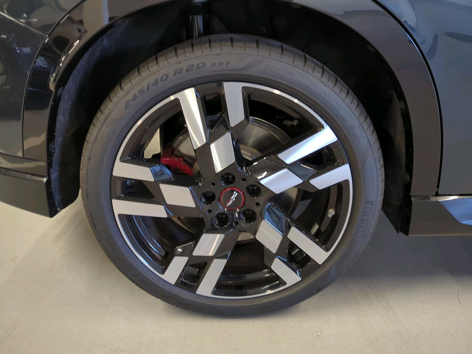 MINI John Cooper Works Countryman ALL4-image-9