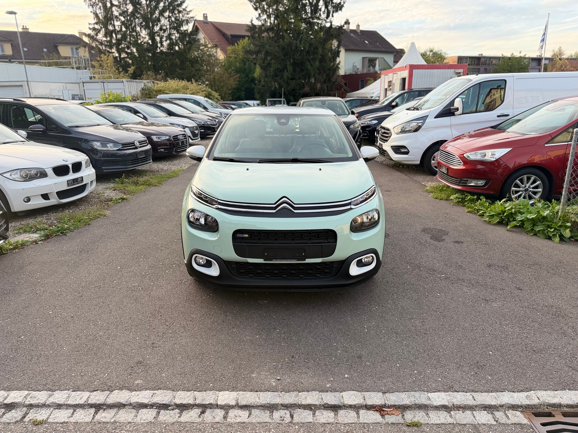 CITROEN C3 1.2i PureTech Shine-image-0