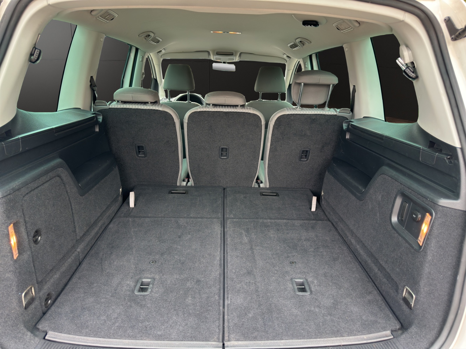 SEAT Alhambra 2.0 TDI 140 EcoM Reference-image-12